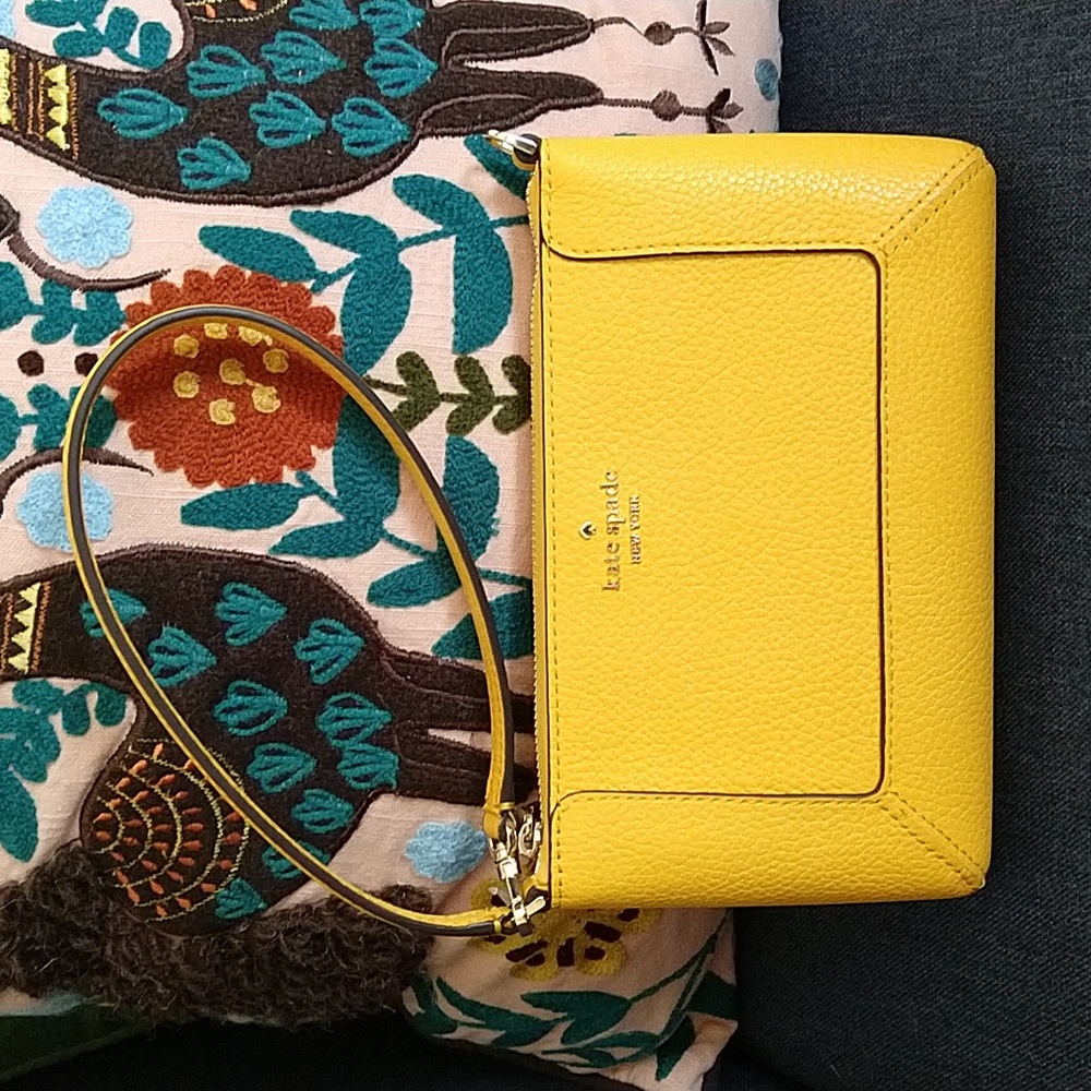 🆕 Kate Spade New York Genuine Leather Convertible Wristlet